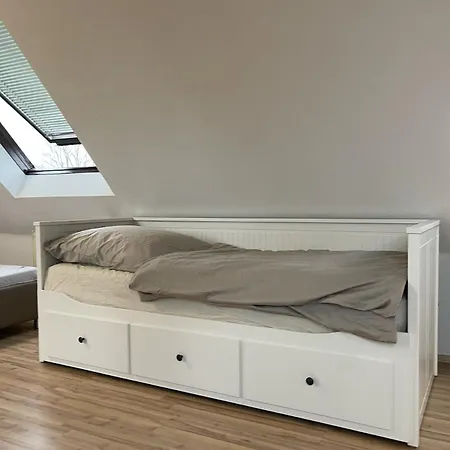 Einzel-Apartment Düsseldorf Oberkassel-3
